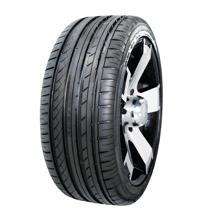 LLANTA HIFLY 215/55R17 HF805 98WXL