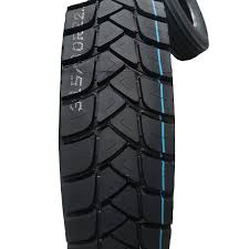 LLANTA BOSSWAY 315/80R22.5 BD665 ESPINA DE PESCADO